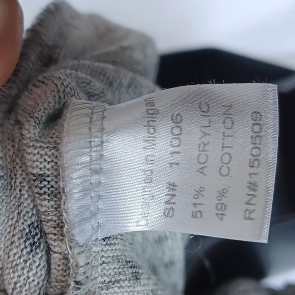 Hawthorne Polka-dot Snap Closure Cardigan - Picture 7 of 8